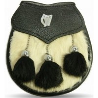 Semi dress fur sporran off white fur on the front with harp badge